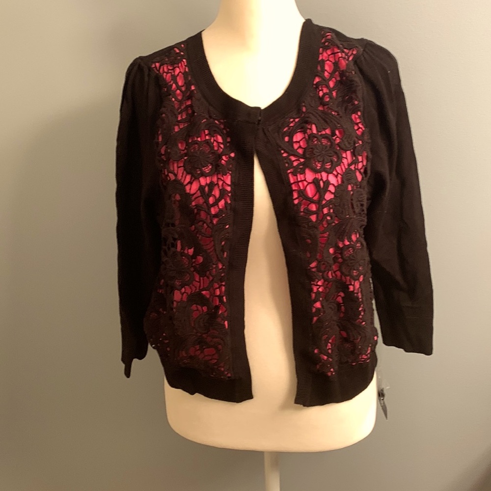 Ladies NWT INC short sweater size L